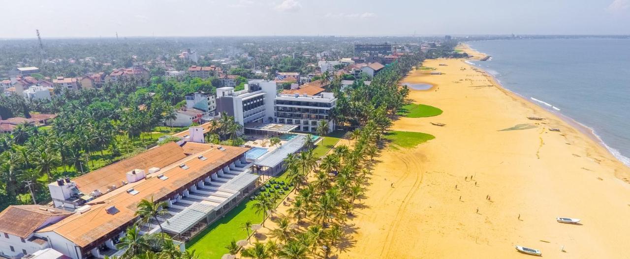 Goldi Sands Hotel Negombo Exterior foto