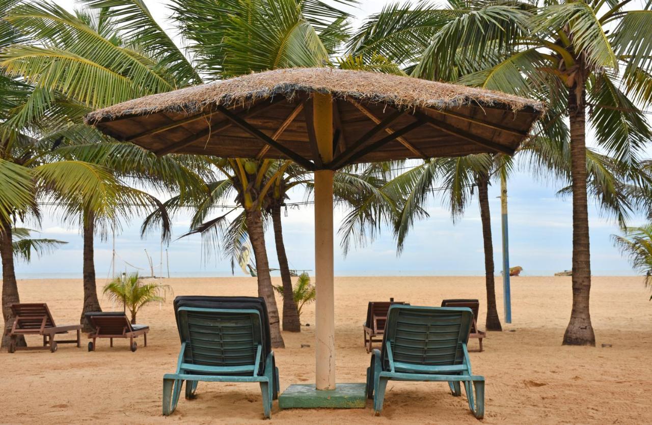 Goldi Sands Hotel Negombo Exterior foto