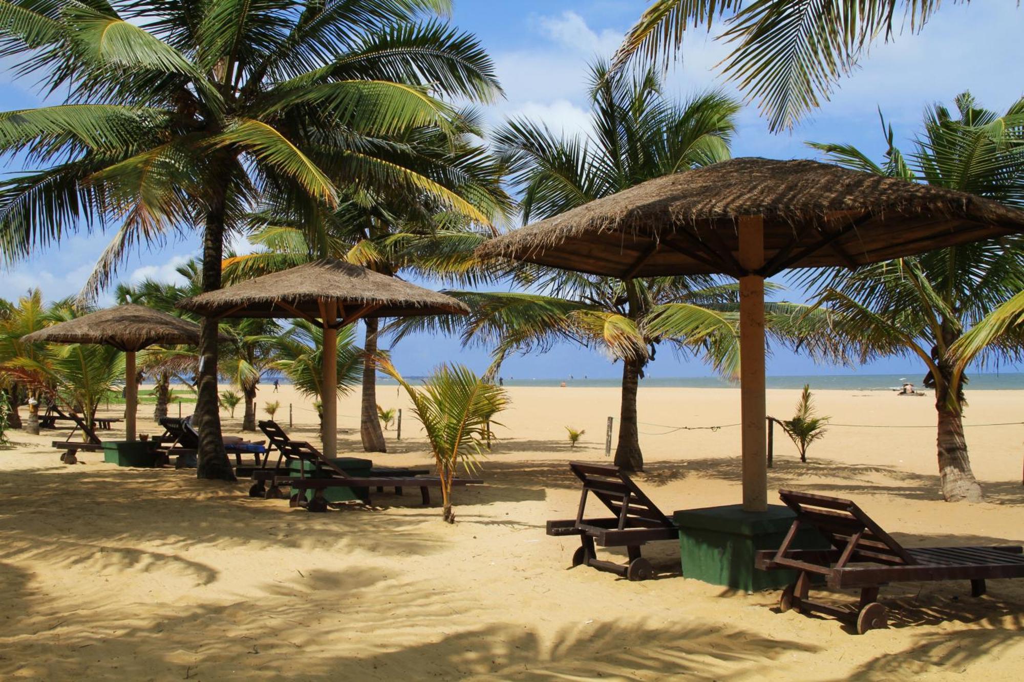 Goldi Sands Hotel Negombo Exterior foto